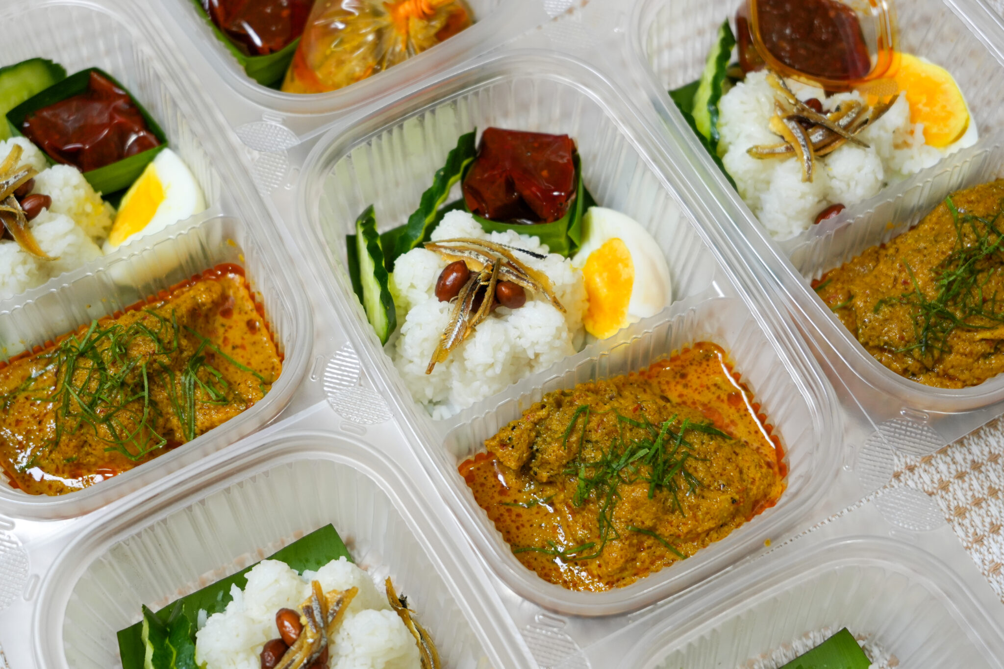 RT-750-2C 750ml 2-compartment takeaway lunch box container
