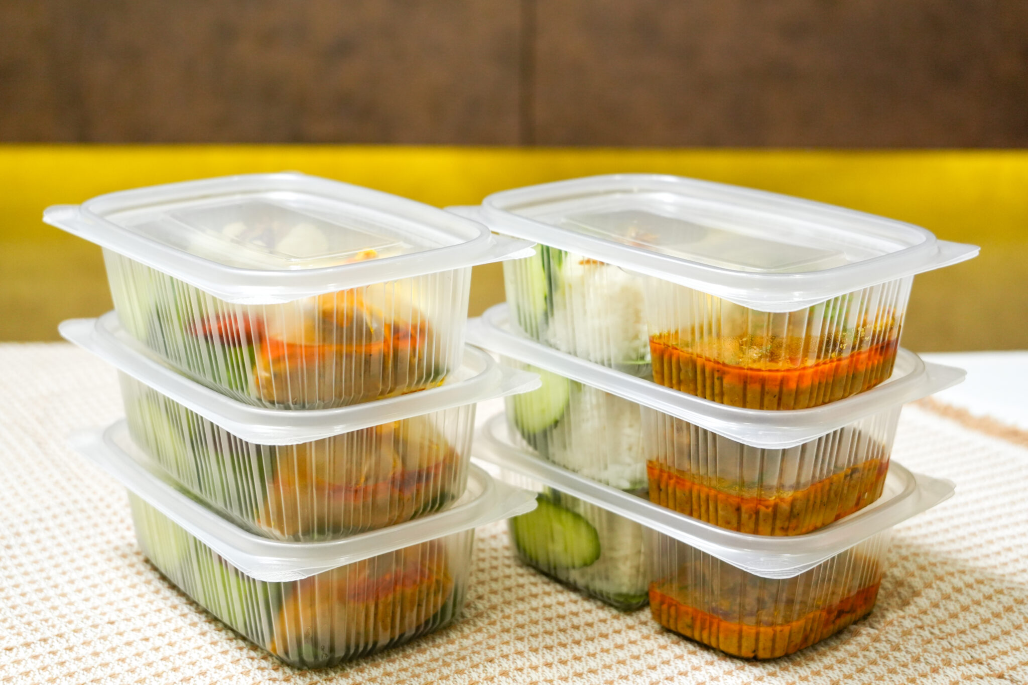 RT-750-2C 750ml 2-compartment takeaway lunch box container